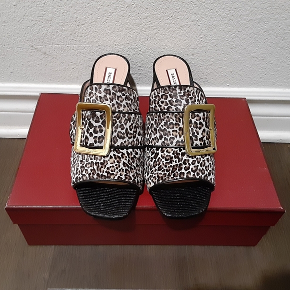 Bally - Picture 2 of 4